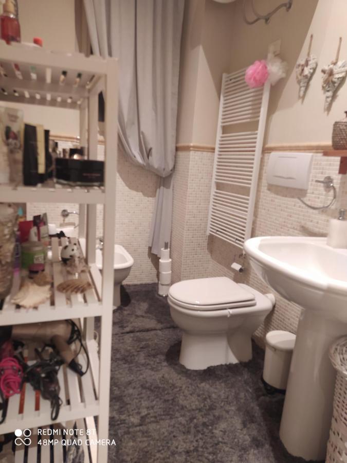 Room In Private Apartment فلورنس المظهر الخارجي الصورة