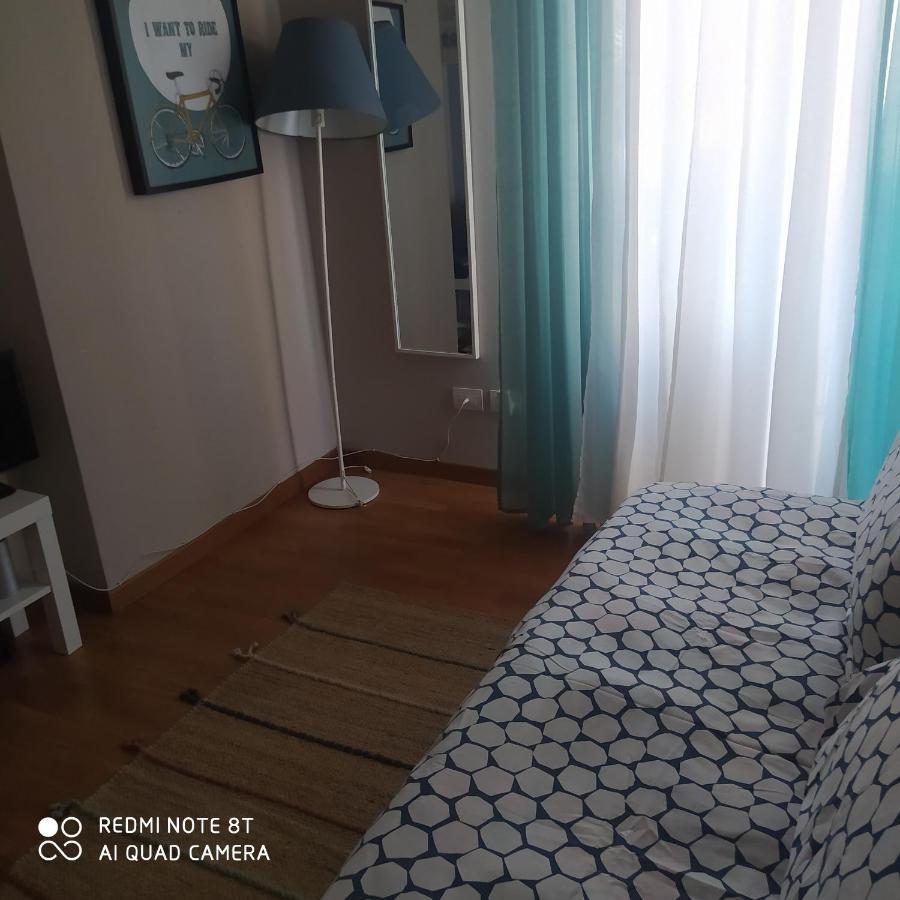 Room In Private Apartment فلورنس المظهر الخارجي الصورة